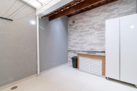 Casa à venda com 115m², 2 quartos e 3 vagasQuintal