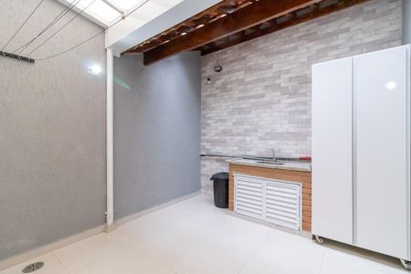 Casa à venda com 115m², 2 quartos e 3 vagasQuintal