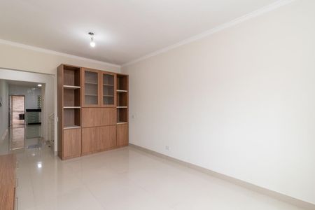 Casa à venda com 115m², 2 quartos e 3 vagasSala