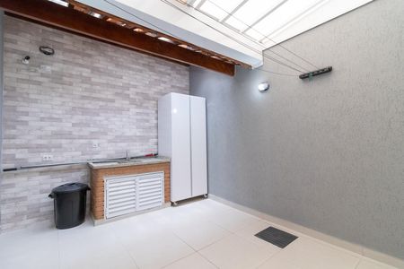 Casa à venda com 115m², 2 quartos e 3 vagasQuintal