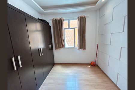 Apartamento à venda com 70m², 2 quartos e 1 vagaQuarto 02