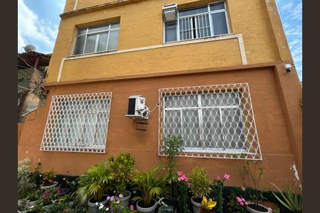 Apartamento à venda com 70m², 2 quartos e 1 vagaFachada