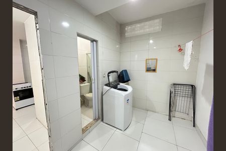 Apartamento à venda com 70m², 2 quartos e 1 vagaÁrea de Serviço