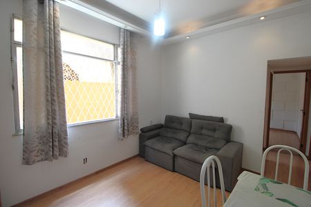 Apartamento à venda com 70m², 2 quartos e 1 vagaSala