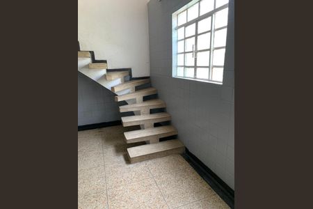 Casa à venda com 232m², 3 quartos e 1 vagaFoto 04