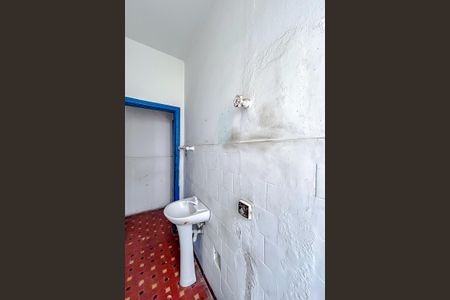 Casa à venda com 352m², 4 quartos e 4 vagasBanheiro 4