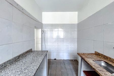 Casa à venda com 352m², 4 quartos e 4 vagasCozinha 2