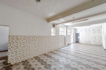 Casa à venda com 352m², 4 quartos e 4 vagasSala 6