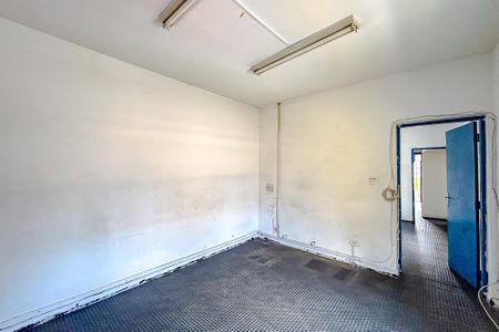 Casa à venda com 352m², 4 quartos e 4 vagasQuarto 3