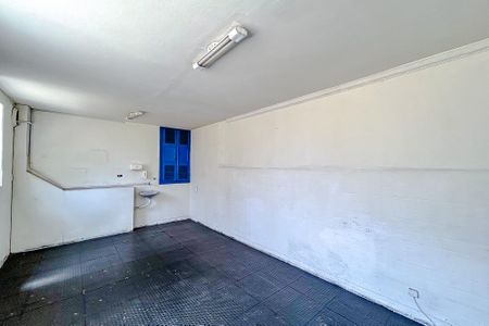 Casa à venda com 352m², 4 quartos e 4 vagasCozinha 1