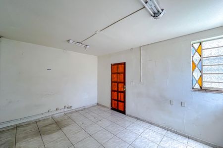 Casa à venda com 352m², 4 quartos e 4 vagasSala 1