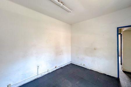 Casa à venda com 352m², 4 quartos e 4 vagasQuarto 2