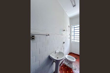 Casa à venda com 352m², 4 quartos e 4 vagasBanheiro 4