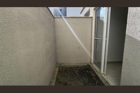 Sala de apartamento à venda com 2 quartos, 50m² em Vargem Grande, Rio de Janeiro