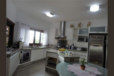 Casa de condomínio à venda com 1000m², 6 quartos e 8 vagas