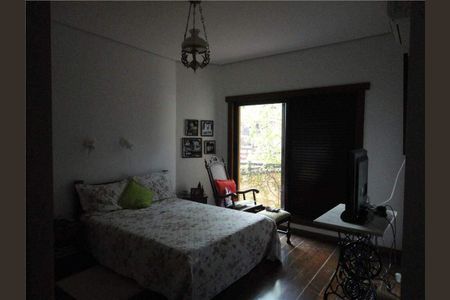 Casa de condomínio à venda com 1000m², 6 quartos e 8 vagas