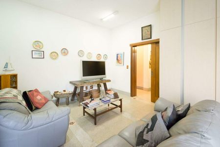 Casa de condomínio à venda com 1000m², 6 quartos e 8 vagas