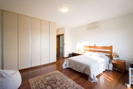 Casa de condomínio à venda com 1000m², 6 quartos e 8 vagas