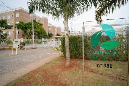 Apartamento para alugar com 52m², 2 quartos e 2 vagasFachada