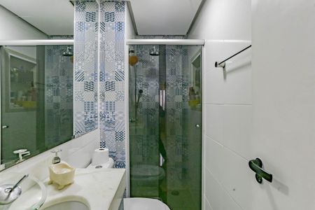 Apartamento à venda com 68m², 3 quartos e 1 vaga Apartamento à venda com 68m², 3 quartos e 1 vagaBanheiro Social