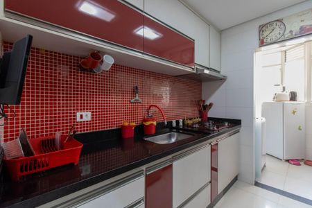 Apartamento à venda com 90m², 3 quartos e 2 vagasCozinha