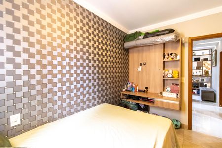 Apartamento à venda com 90m², 3 quartos e 2 vagasQuarto 2