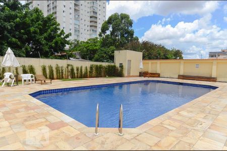 Apartamento à venda com 90m², 3 quartos e 2 vagasArea Comum - Piscina