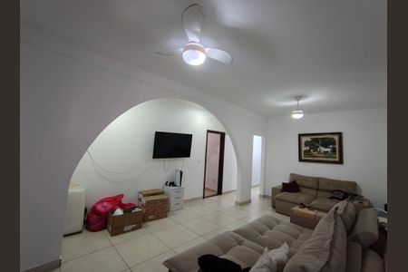 Casa para alugar com 631m², 5 quartos e 10 vagasSala