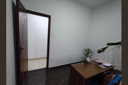 Casa para alugar com 631m², 5 quartos e 10 vagasHall Primeiro andar