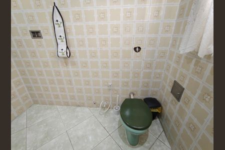 Casa para alugar com 631m², 5 quartos e 10 vagasBanheiro