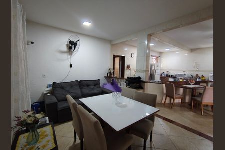 Casa para alugar com 631m², 5 quartos e 10 vagasSala