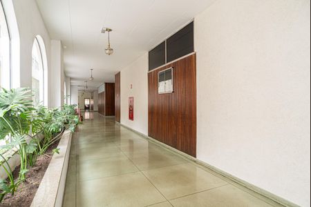 Apartamento para alugar com 100m², 2 quartos e 1 vagaÁrea comum - Hall Social