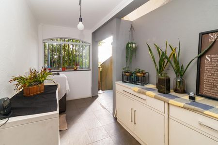 Casa à venda com 420m², 5 quartos e 6 vagasÁrea de Serviço