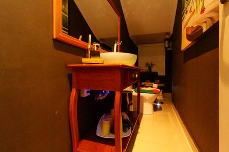 Casa à venda com 420m², 5 quartos e 6 vagasLavabo