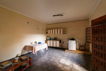 Casa à venda com 420m², 5 quartos e 6 vagasÁrea externa