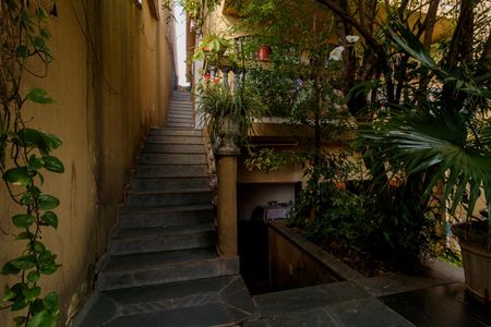 Casa à venda com 420m², 5 quartos e 6 vagasÁrea externa