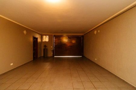 Casa à venda com 420m², 5 quartos e 6 vagasGaragem e Área de Lazer