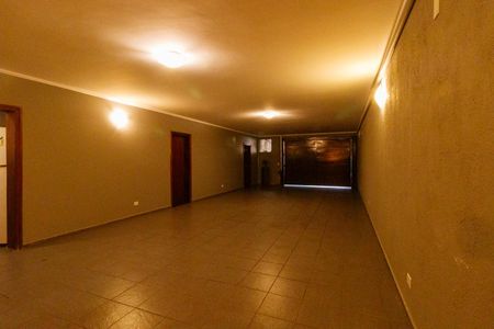 Casa à venda com 420m², 5 quartos e 6 vagasGaragem e Área de Lazer