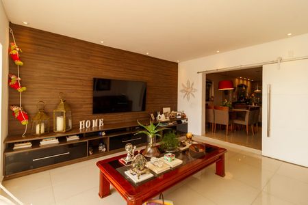 Sala de casa para alugar com 5 quartos, 420m² em Vila Maria Alta, São Paulo