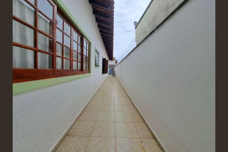 Casa à venda com 136m², 3 quartos e 2 vagas Casa à venda com 136m², 3 quartos e 2 vagasQuintal