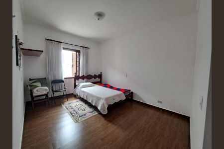 Casa à venda com 136m², 3 quartos e 2 vagas Casa à venda com 136m², 3 quartos e 2 vagasQuarto 2