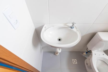 Apartamento para alugar com 43m², 2 quartos e 1 vaga Apartamento para alugar com 43m², 2 quartos e 1 vagaBanheiro