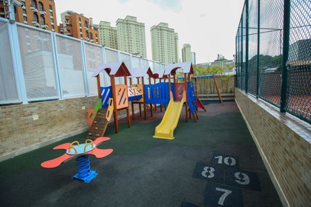 Apartamento à venda com 171m², 3 quartos e 4 vagas