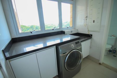 Apartamento à venda com 171m², 3 quartos e 4 vagas