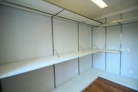 Apartamento à venda com 171m², 3 quartos e 4 vagas