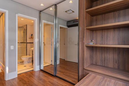 Apartamento à venda com 131m², 3 quartos e sem vaga