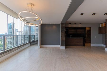 Apartamento à venda com 131m², 3 quartos e sem vaga