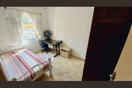 Casa à venda com 3 quartos, 233m² em Ferrazópolis, São Bernardo do Campo