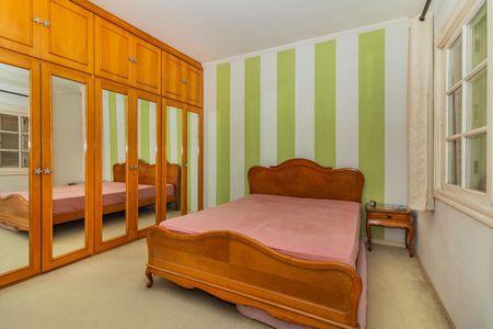 Casa à venda com 3 quartos, 300m² em Pacaembu, São Paulo