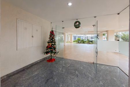 Apartamento à venda com 107m², 3 quartos e 1 vaga Apartamento à venda com 107m², 3 quartos e 1 vagaHall social